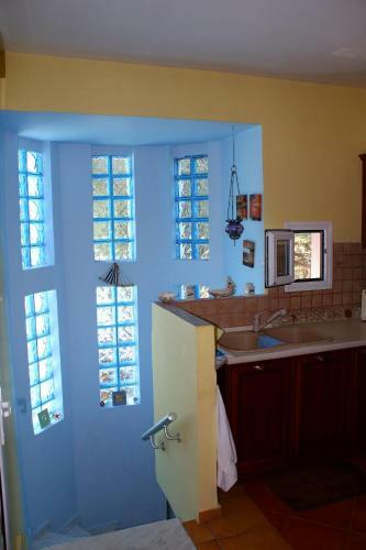Vanna's Holiday House