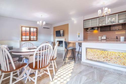 Villa Stylish Maisonette Kato Gouves
