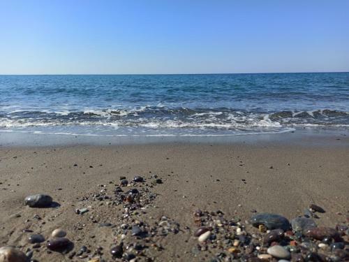 Hatzidakis Beach Retreat