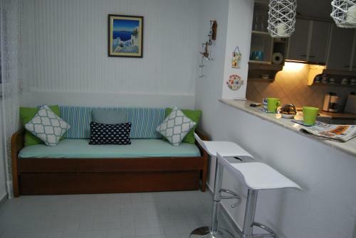 Hatzidakis Beach Retreat