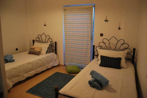 Hatzidakis Beach Retreat