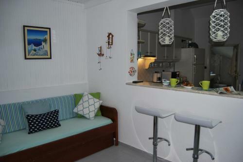 Hatzidakis Beach Retreat
