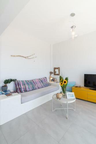 Rodamos Apartment