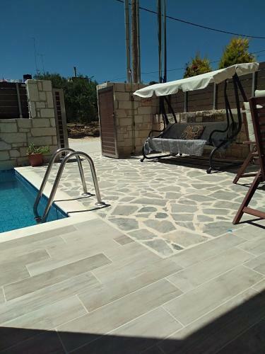 ?theeporto? Maisonette With Pool