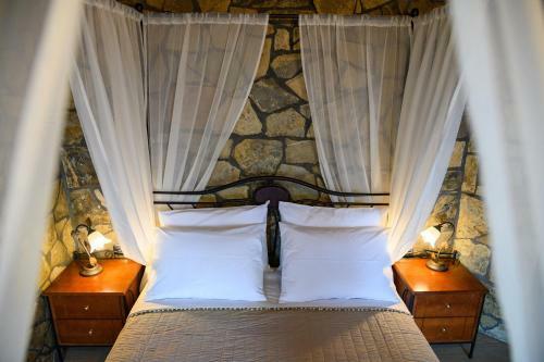 Villa Oneiro Luxury Home ~ Nature, Serenity, View