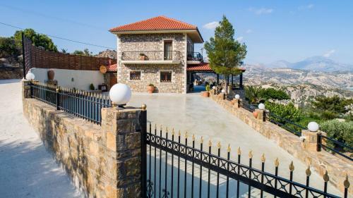 Villa Oneiro Luxury Home ~ Nature, Serenity, View