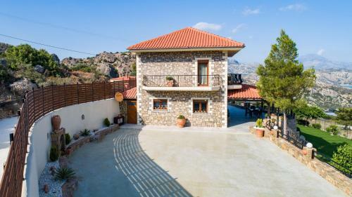 Villa Oneiro Luxury Home ~ Nature, Serenity, View