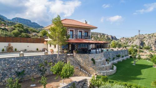 Villa Oneiro Luxury Home ~ Nature, Serenity, View