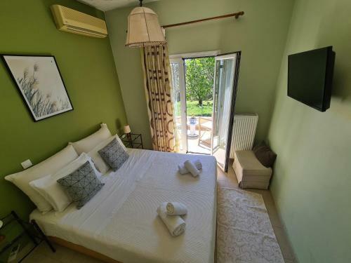 Amazing Corfu Villa Rania Located In A Quite And Private Area