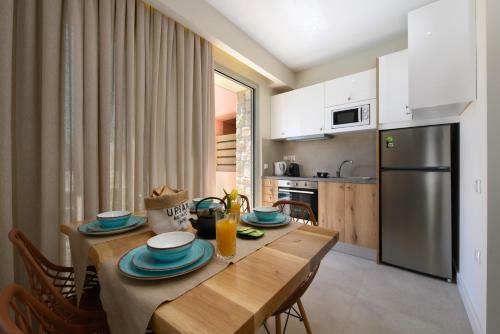 Tessera Villas Collection