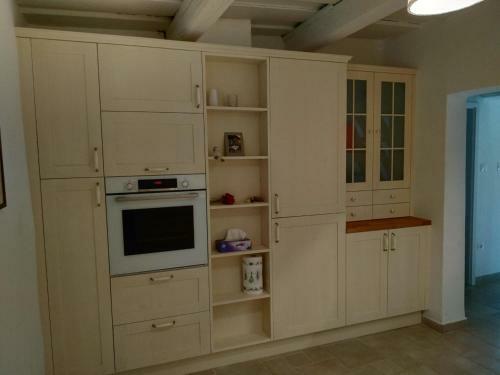 Hostal ?ri Art Inn Vend�gh�z