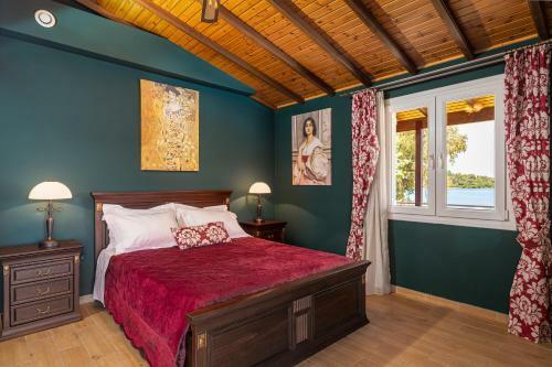 Nicolas Beach House