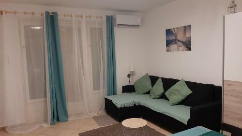 Onix - Orf? Apartman