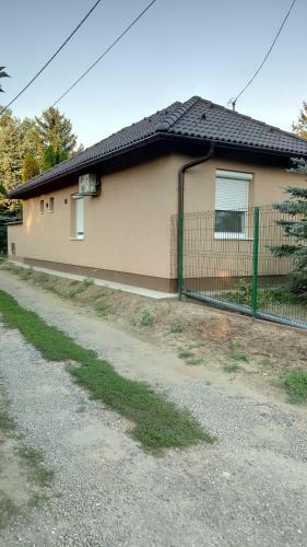 Golden Apartman