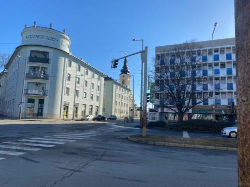 Zrinyi Central Apartman With Free Parking