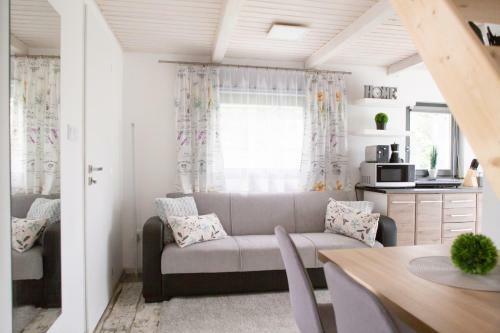 Silver House Vend�gh�z
