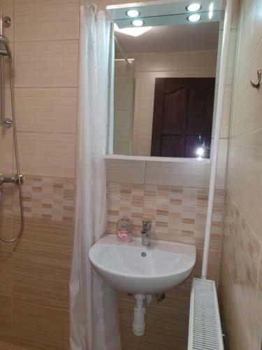 Crystal S�st� Apartman