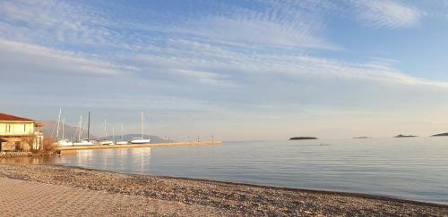Apartamento Beach House In Itea-delphi