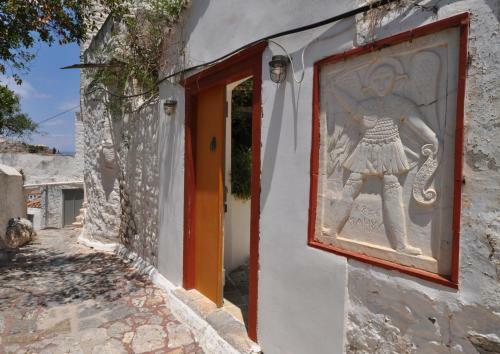 Rallou House Hydra