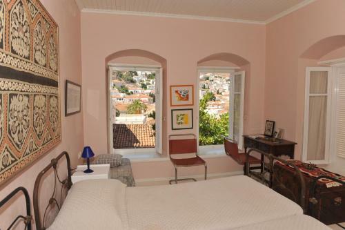 Dione House
