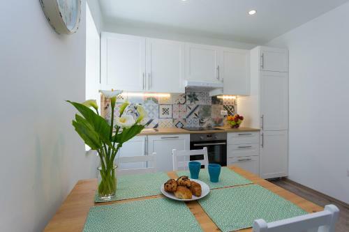 Apartment Lea Old Town