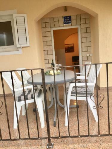 Apartments Marinela