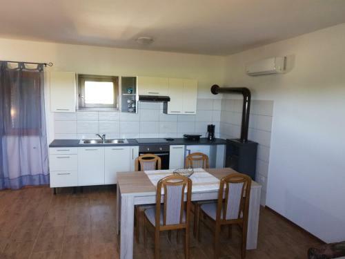 Apartment And Rooms Hacienda Stelio