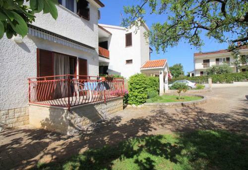 Apartment In Porec/istrien 10068