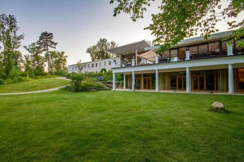 Hotel Schlosspark Mauerbach