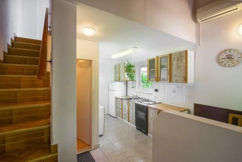 Radan - Apartments Near Brulo Beach