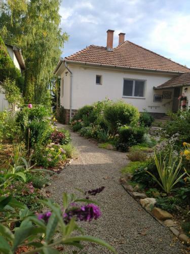 Apartamento Eperkert Vend�gh�z