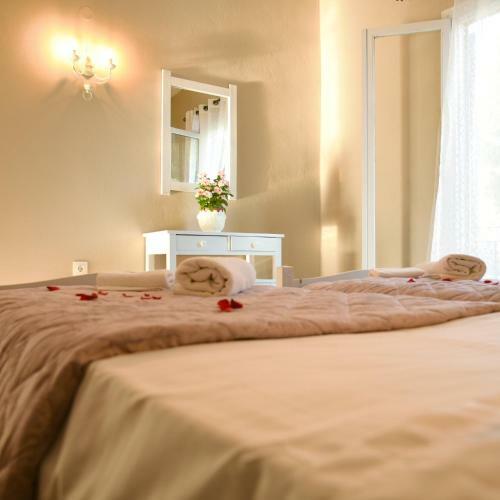 Maison Anna Corfu Holiday Apartments