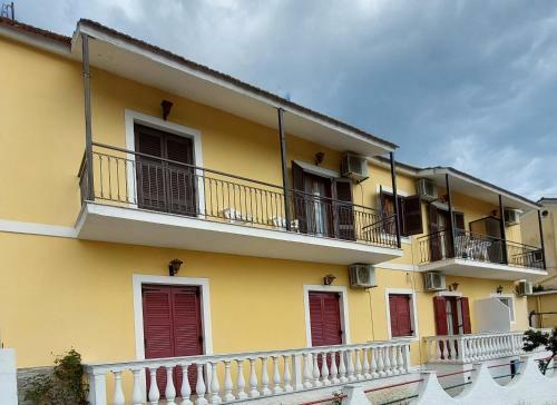 Elpis Holiday Apartments