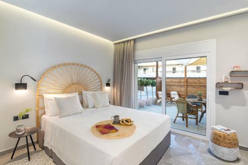 Apartamento Elia & Anthos Deluxe Suites
