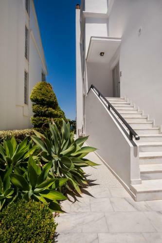 Villa Searene Deluxe Seafront Maisonette