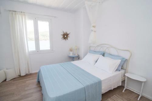 Cavos Seaside House