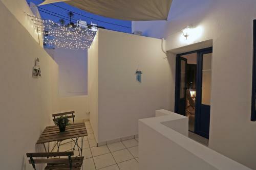 100+ Year Old Traditional Cycladic House