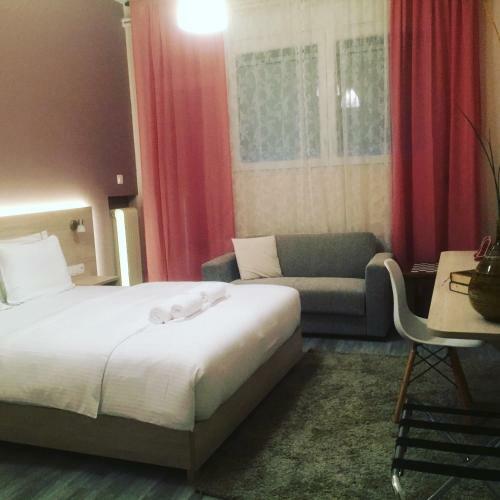 Hermes Central Luxury Apartment
