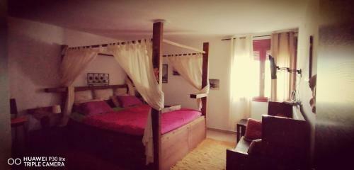 Agroturismo The House In The Meadow