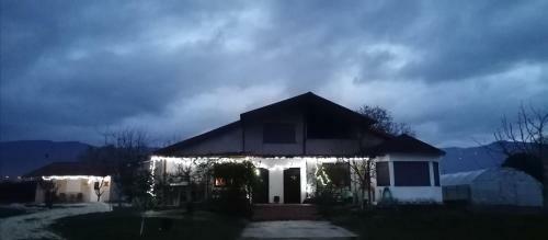 Agroturismo The House In The Meadow
