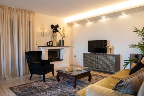 Apartamento Luxury Penthouse Lake View