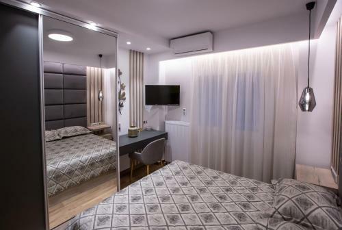 Central Apartment Marianthe