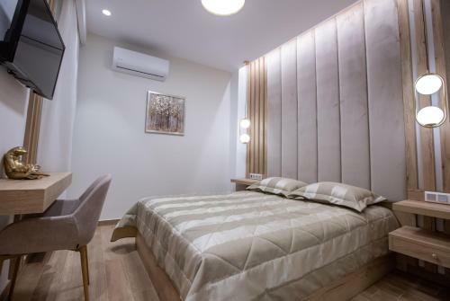 Central Apartment Marianthe