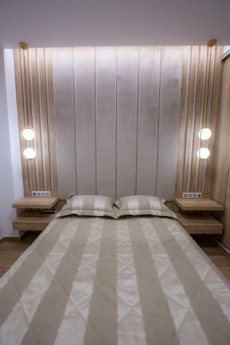 Central Apartment Marianthe