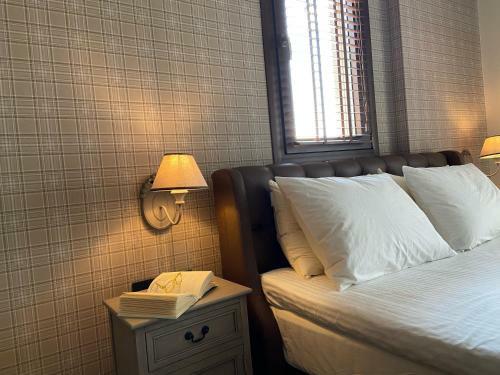 Hostal Montana Lake View