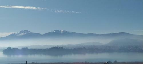 Hostal Montana Lake View