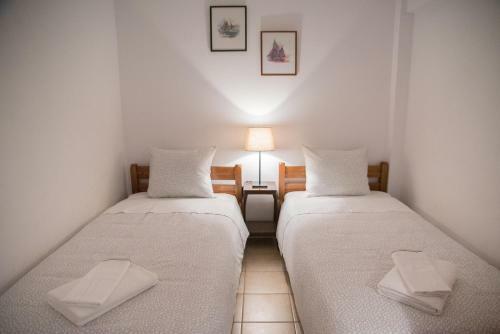 Iliochari Sea View Apartments Oropos - Kalamos