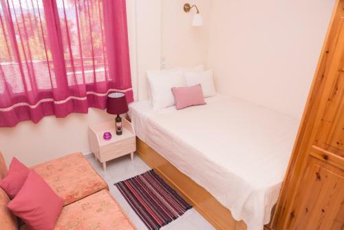 Iliochari Sea View Apartments Oropos - Kalamos