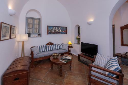 Azure Villa Santorini