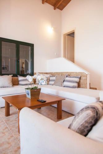 Villa Skyfall